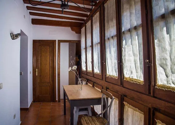 La Casa De Los Infantes By Toledo Ap